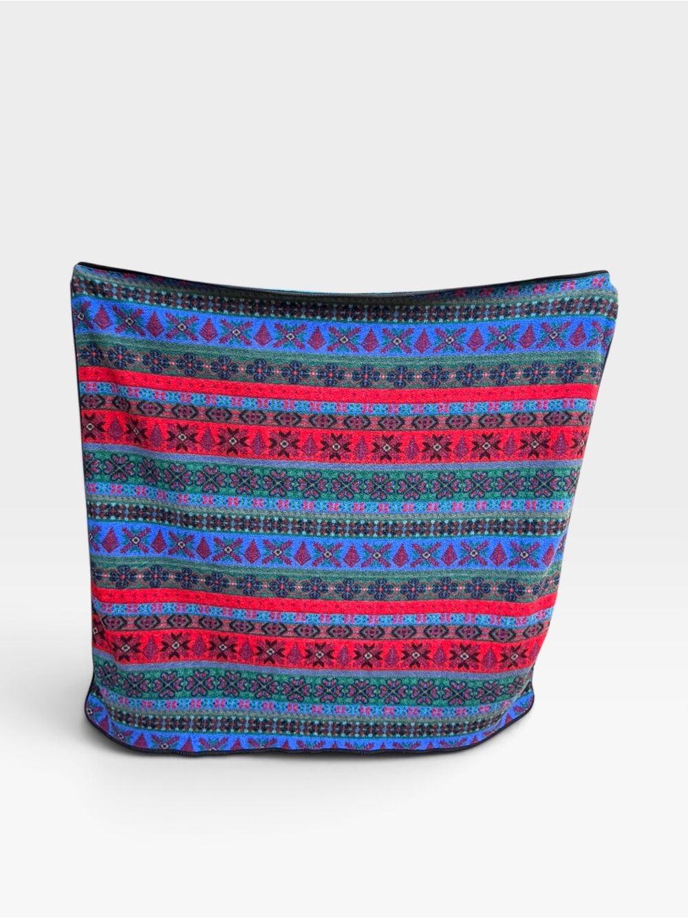 Obermeyer red and blue stripe fleece throw blanket